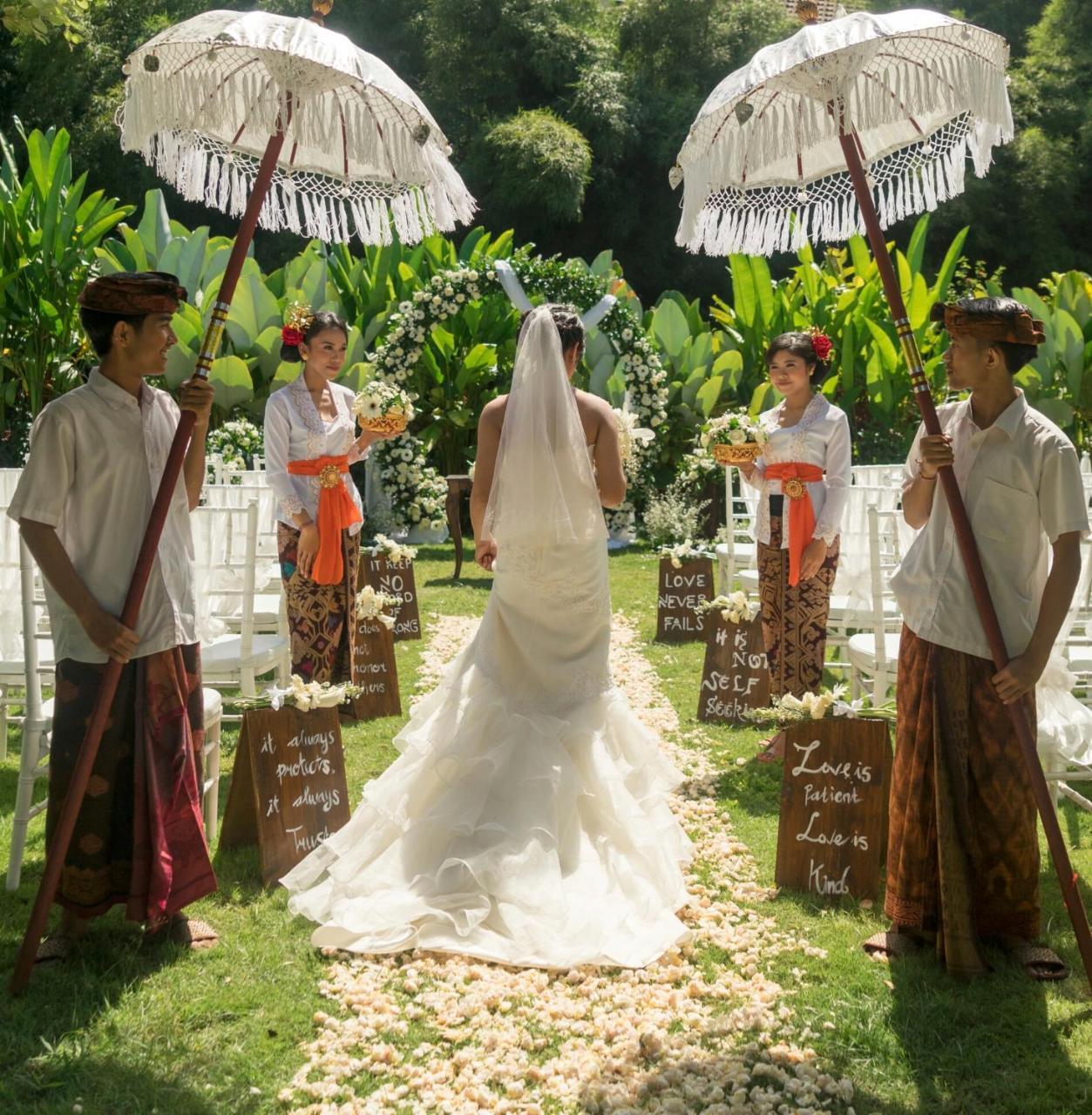 Trumbu Nusa Jimbaran Exterior foto
