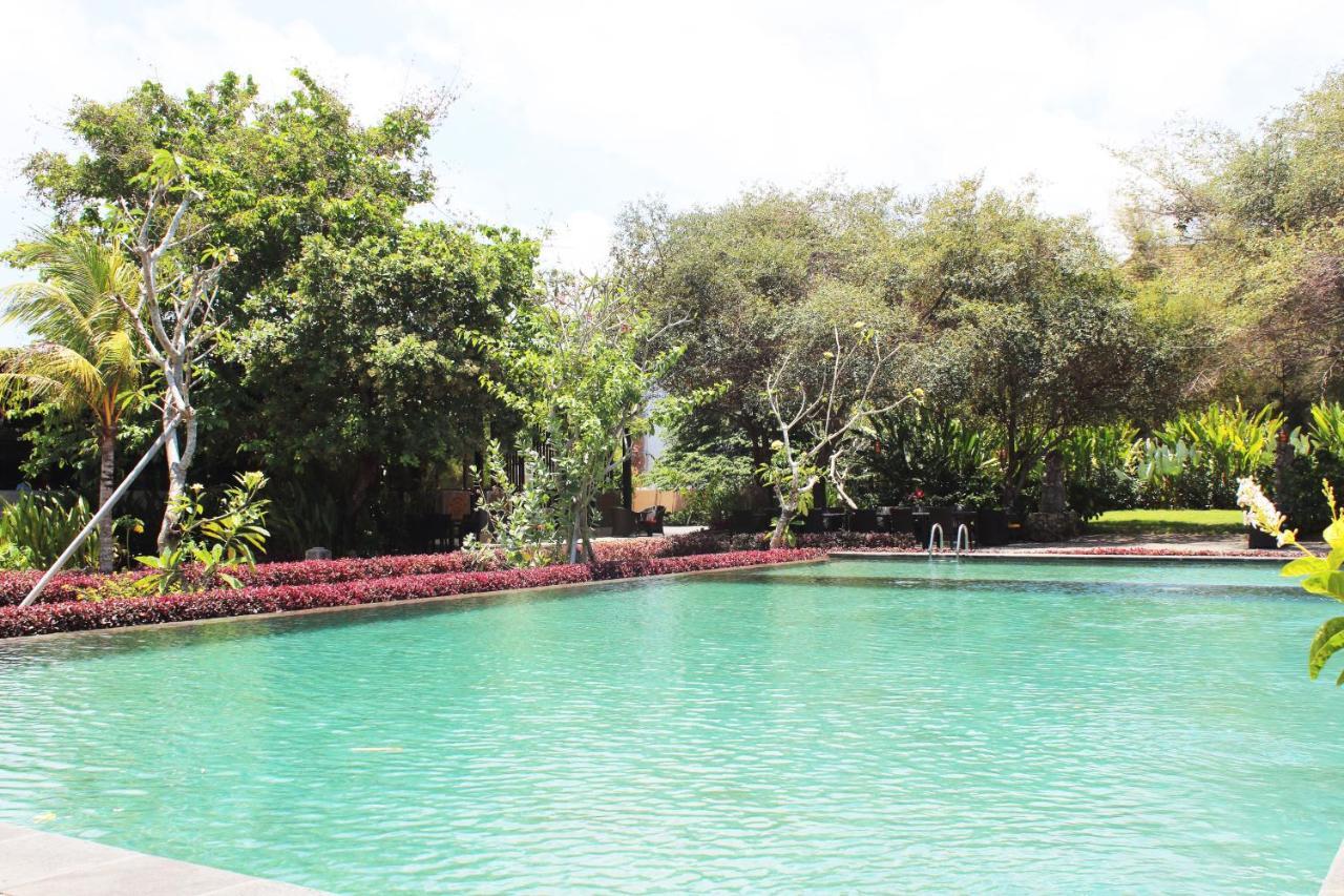 Trumbu Nusa Jimbaran Exterior foto